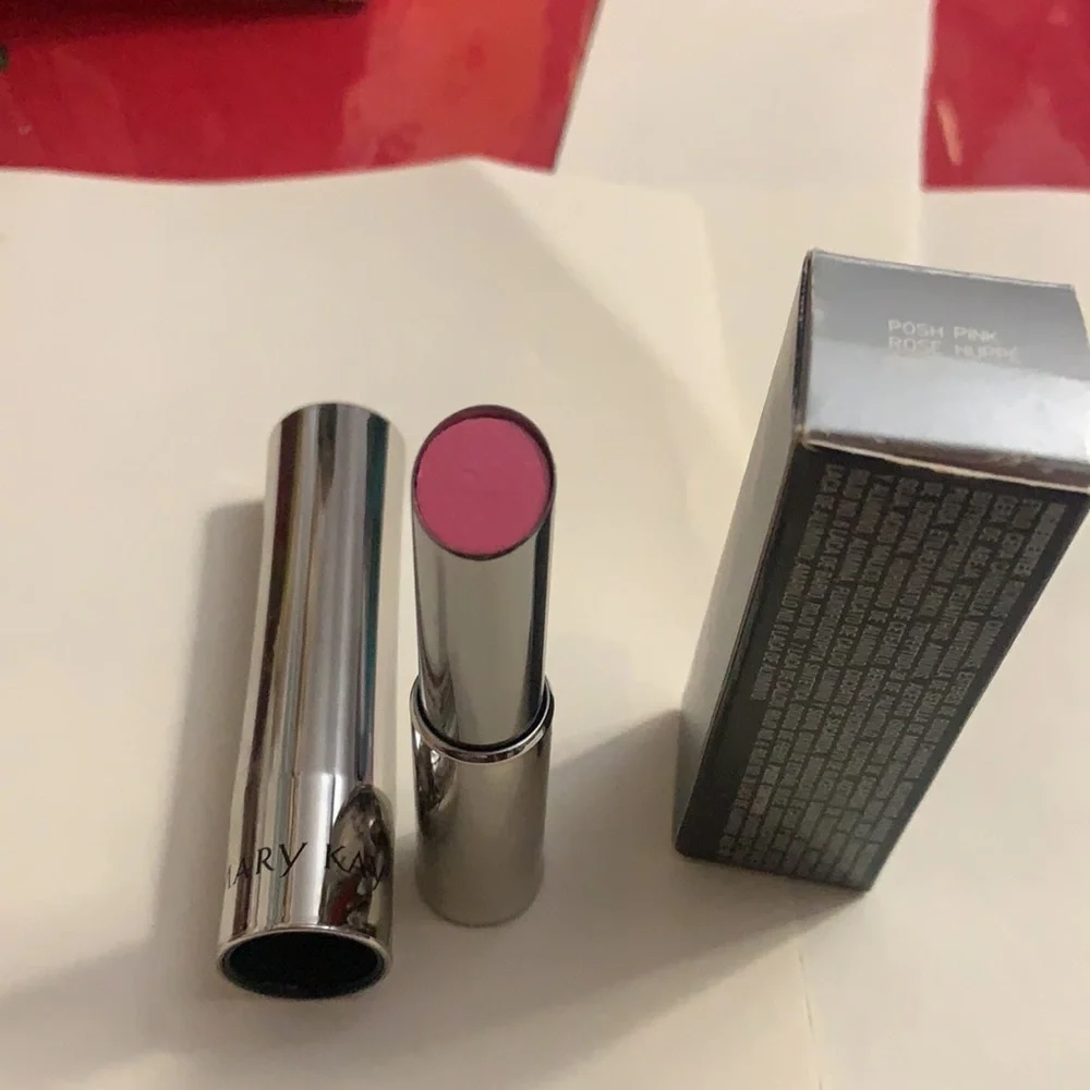 NEW MARY KAY POSH PINK LIPSTICK #5M13. TRUE DIMENSIONS SHEER LIPSTICK New in box